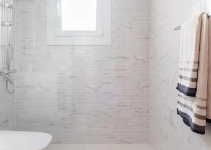 Villa Rhoda With Private Pool *